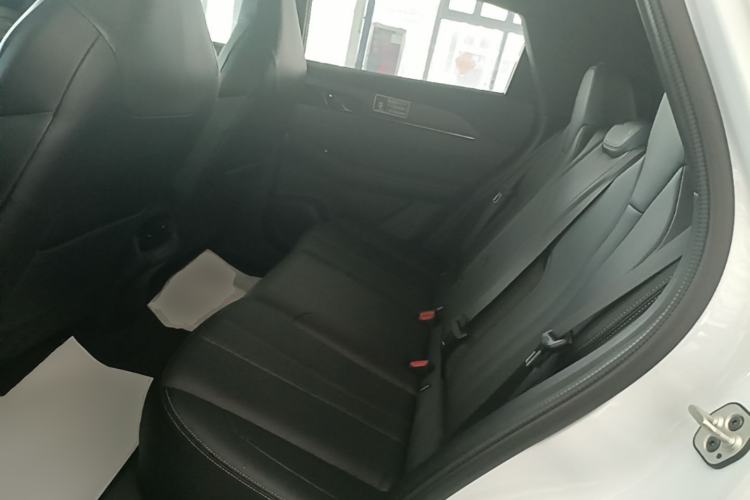 Used Dongfeng Aeolus L7 New Energy 2025 518 Comfort Edition Left Rear Seat