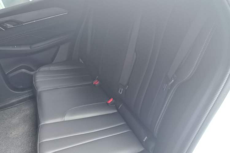 Used Dongfeng Aeolus L7 New Energy 2025 518 Comfort Edition Left Rear Seat