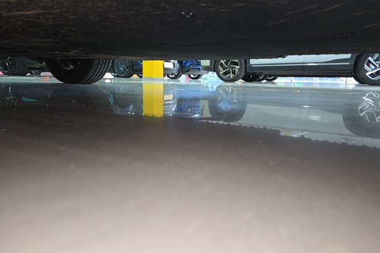 Used Dongfeng Aeolus L7 New Energy 2025 518 Comfort Edition Left Side Sill
