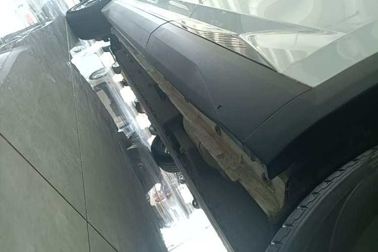 Used Dongfeng Aeolus L7 New Energy 2025 518 Comfort Edition Left Side Sill