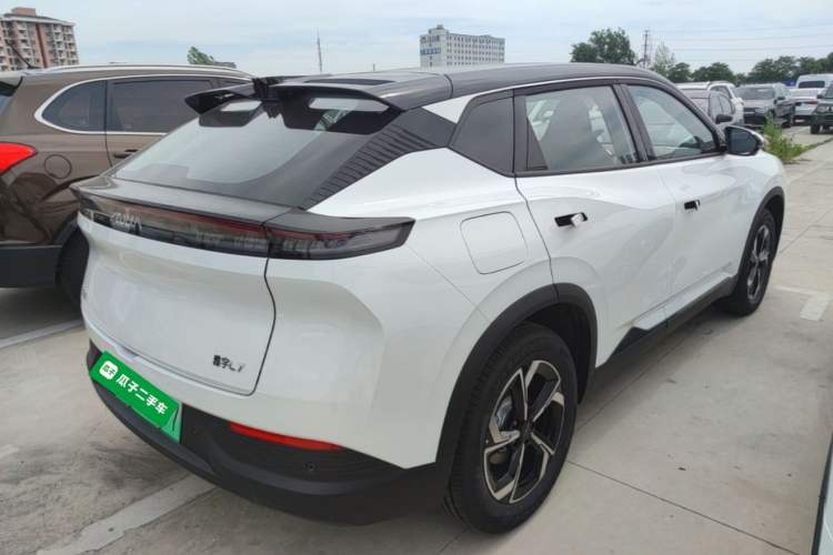 Used Dongfeng Aeolus L7 New Energy 2025 518 Comfort Edition Rear Right 45 Deg