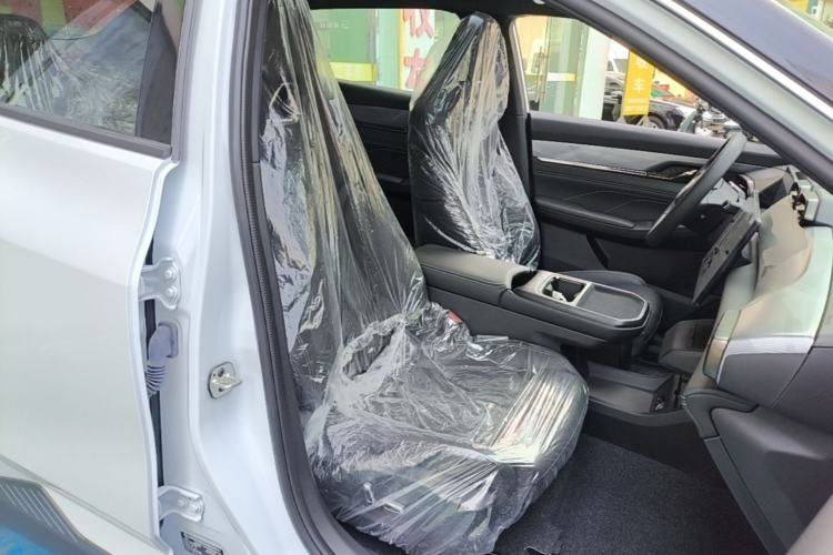 Used Dongfeng Aeolus L7 New Energy 2025 205 Ultra-Long Range Deluxe Edition Right Front Seat