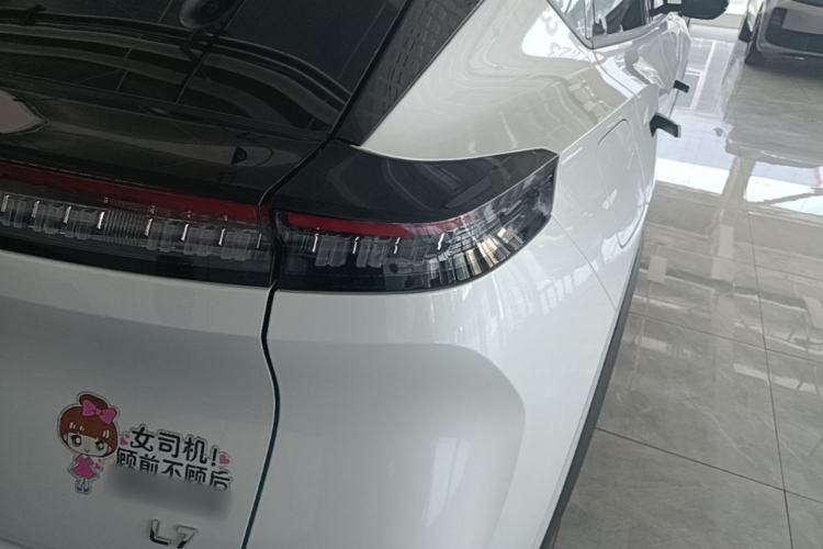 Used Dongfeng Aeolus L7 New Energy 2025 518 Comfort Edition Right Rear Taillight