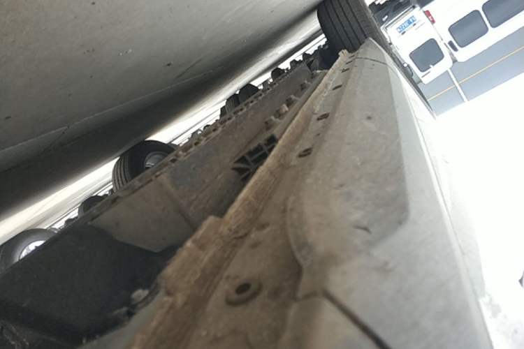 Used Dongfeng Aeolus L7 New Energy 2025 518 Comfort Edition Right Side Sill