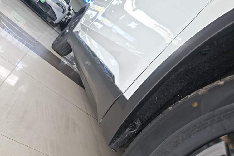 Used Dongfeng Aeolus L7 New Energy 2025 518 Zongxiang Trim Right Side Sill