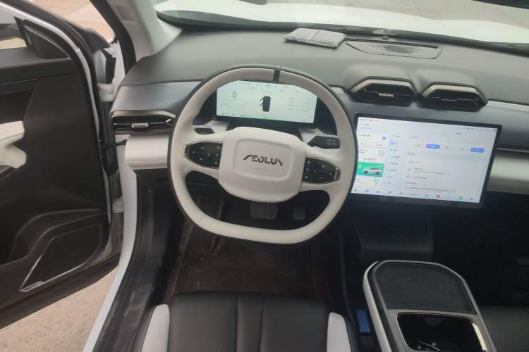 Used Dongfeng Aeolus L7 New Energy 2025 205 Ultra-Long Range Deluxe Edition Steering Wheel
