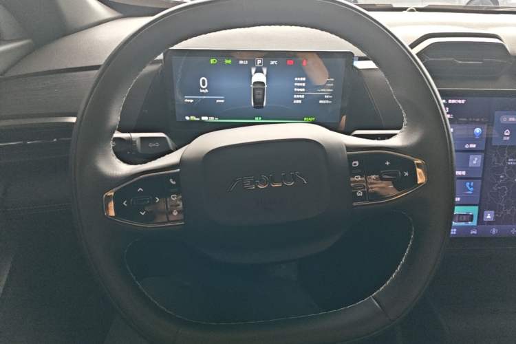 Used Dongfeng Aeolus L7 New Energy 2025 518 Zongxiang Trim Steering Wheel