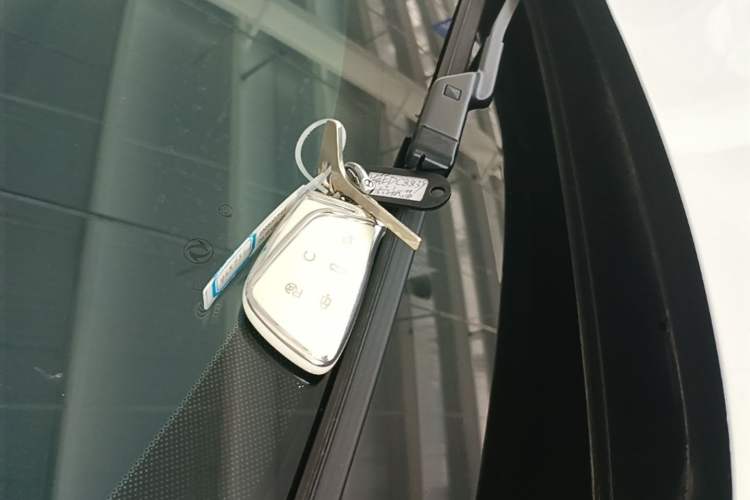Used Dongfeng Aeolus L7 New Energy 2025 518 Comfort Edition Vehicle Key
