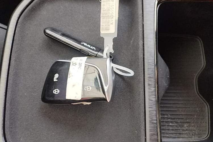 Used Dongfeng Aeolus L7 New Energy 2025 205 Ultra-Long Range Deluxe Edition Vehicle Key