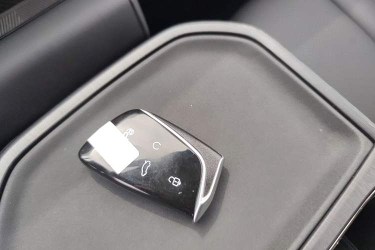 Used Dongfeng Aeolus L7 New Energy 2025 518 Comfort Edition Vehicle Key