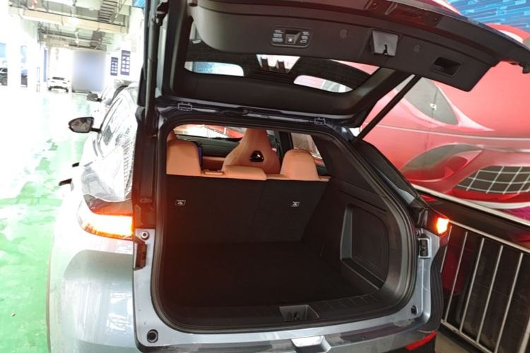 Used Dongfeng Aeolus L7 New Energy 2026 530 Prestige Edition Trunk