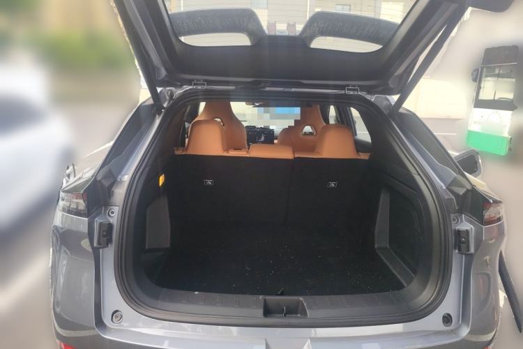 Used Dongfeng Aeolus L7 New Energy 2026 530 Prestige Edition Trunk