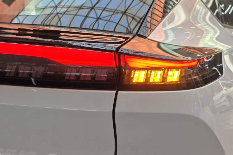 Used Dongfeng Aeolus L7 New Energy 2026 530 Enjoyment Edition Exterior 3