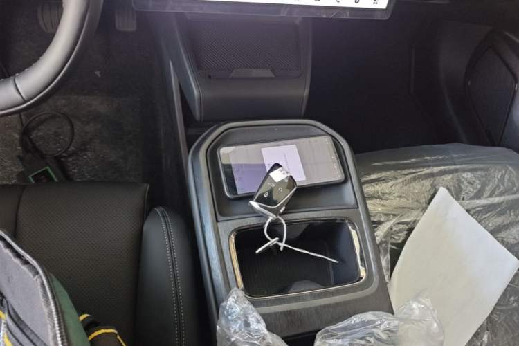Used Dongfeng Aeolus L7 New Energy 2026 530 Enjoyment Edition Gear Lever