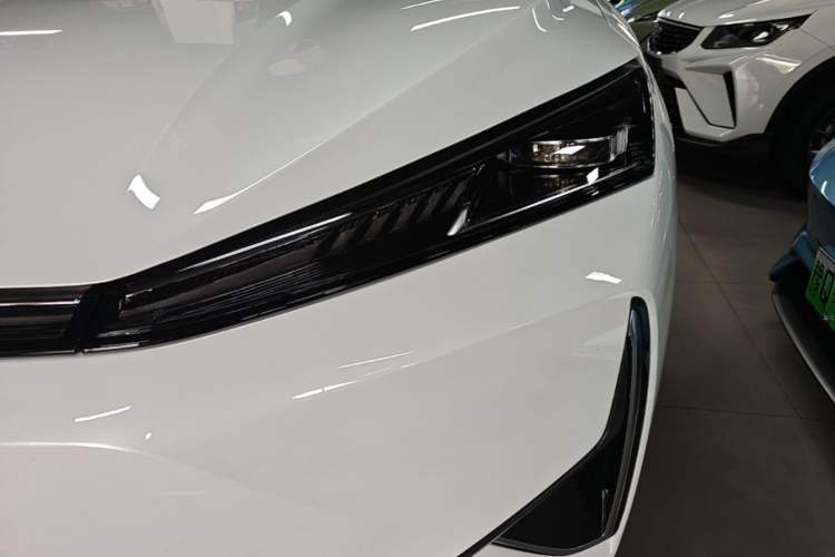 Used Dongfeng Aeolus L7 New Energy 2026 Model, Yau Yu Edition Left Front Headlight