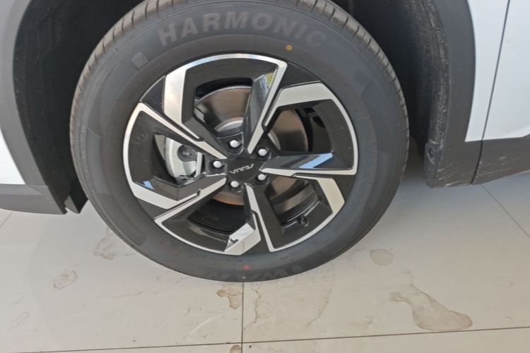 Used Dongfeng Aeolus L7 New Energy 2026 530 Enjoyment Edition Left Front Wheel Hub