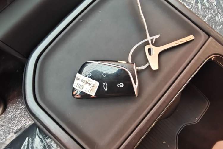Used Dongfeng Aeolus L7 New Energy 2026 530 Enjoyment Edition Vehicle Key