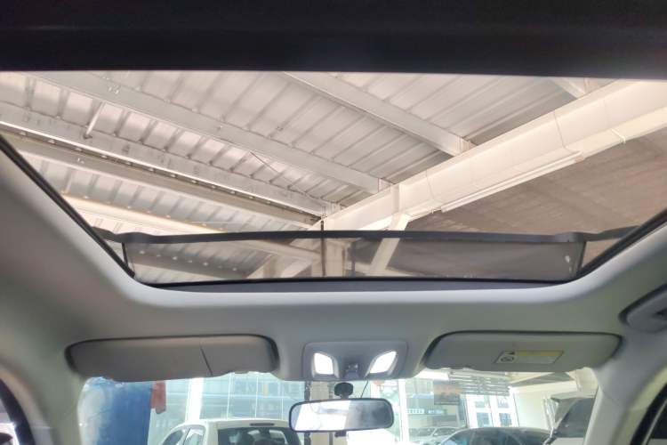 Used Dongfeng Aeolus Mage 2024 Honor Edition 1.5T Luxury Model Headliner