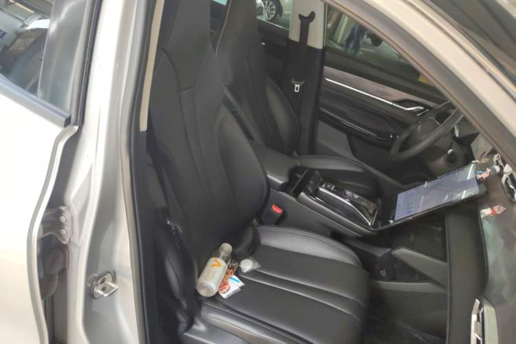 Used Dongfeng Aeolus Mage 2024 Honor Edition 1.5T Luxury Model Right Front Seat