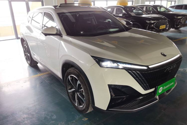 Used Dongfeng Aeolus Mage 2023 1.5T Luxury Edition Front Right 45 Deg