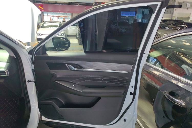 Used Dongfeng Aeolus Mage 2025 1.5T Luxury Version Interior 5