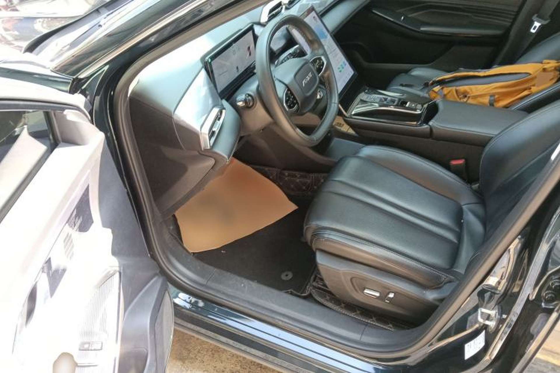 Used Dongfeng Aeolus Mage 2023 DH-i 1.5T Luxury Edition Driver Seat