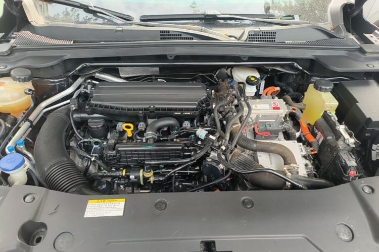 Used Dongfeng Aeolus Mage 2023 DH-i 1.5T Luxury Edition Engine Bay