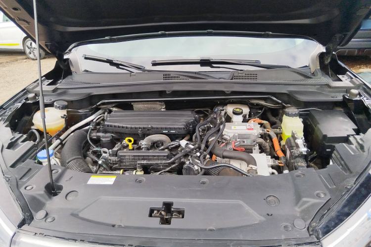 Used Dongfeng Aeolus Mage 2023 1.5T Prestige Edition Engine Bay