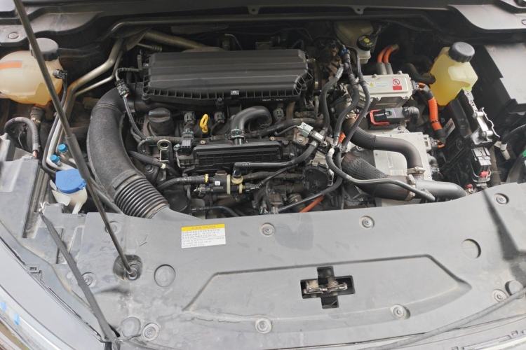 Used Dongfeng Aeolus Mage 2023 DH-i 1.5T Luxury Edition Engine Bay
