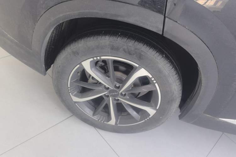 Used Dongfeng Aeolus Mage 2023 DH-i 1.5T Luxury Edition Exterior 5
