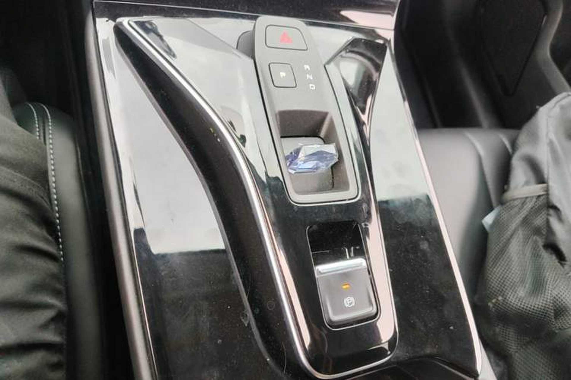 Used Dongfeng Aeolus Mage 2023 DH-i 1.5T Luxury Edition Gear Lever