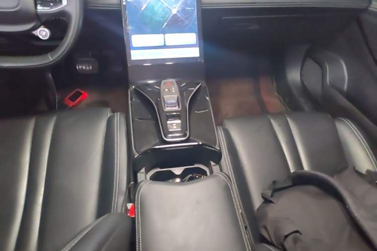 Used Dongfeng Aeolus Mage 2023 DH-i 1.5T Luxury Edition Gear Lever