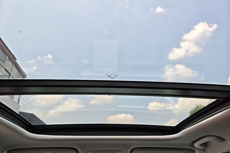 Used Dongfeng Aeolus Mage 2023 DH-i 1.5T Luxury Edition Headliner