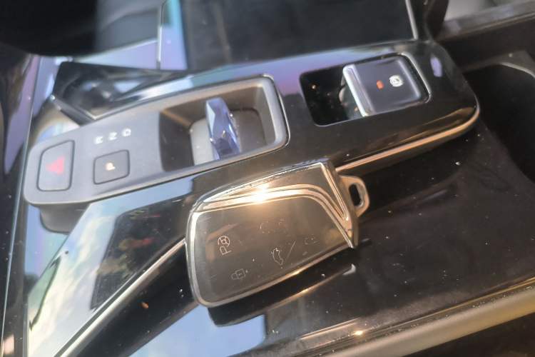 Used Dongfeng Aeolus Mage 2023 DH-i 1.5T Prestige Edition Interior 1