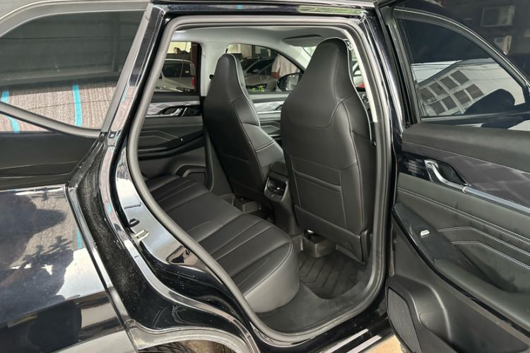 Used Dongfeng Aeolus Mage 2023 DH-i 1.5T Luxury Edition Interior 13