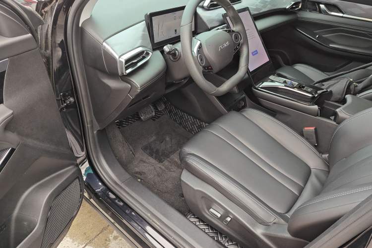 Used Dongfeng Aeolus Mage 2023 1.5T Luxury Edition Interior 3
