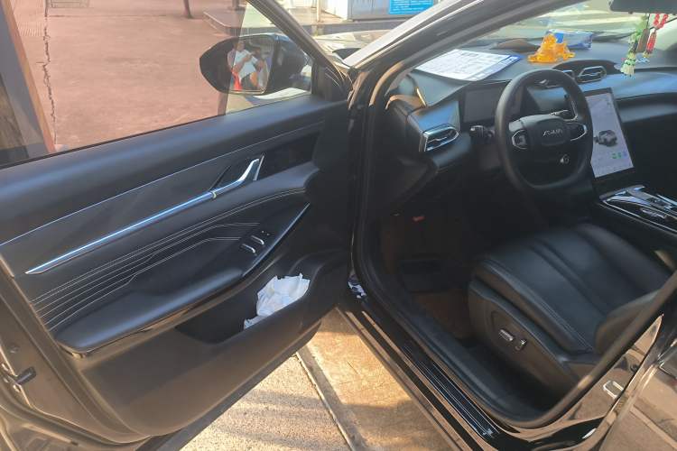Used Dongfeng Aeolus Mage 2023 DH-i 1.5T Prestige Edition Interior 3