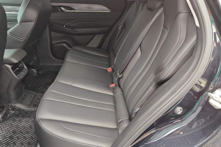 Used Dongfeng Aeolus Mage 2023 1.5T Luxury Edition Interior 4