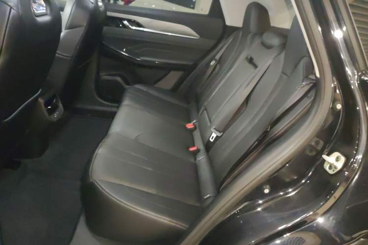 Used Dongfeng Aeolus Mage 2023 DH-i 1.5T Prestige Edition Interior 4