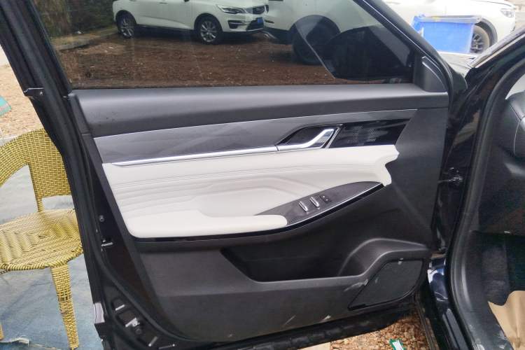 Used Dongfeng Aeolus Mage 2023 1.5T Prestige Edition Left Front Door Interior