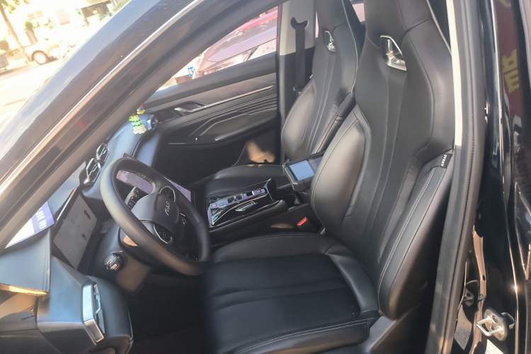 Used Dongfeng Aeolus Mage 2023 DH-i 1.5T Prestige Edition Left Front Seat