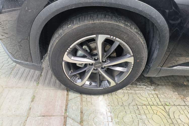 Used Dongfeng Aeolus Mage 2023 DH-i 1.5T Luxury Edition Left Front Wheel Hub