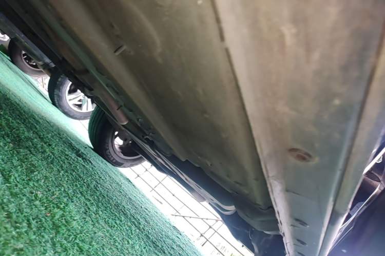 Used Dongfeng Aeolus Mage 2023 DH-i 1.5T Luxury Edition Left Side Sill