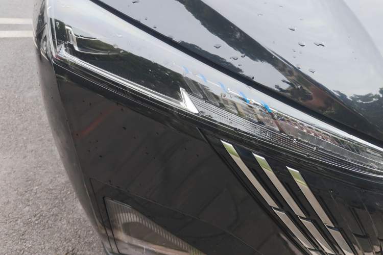 Used Dongfeng Aeolus Mage 2023 DH-i 1.5T Luxury Edition Right Front Headlight