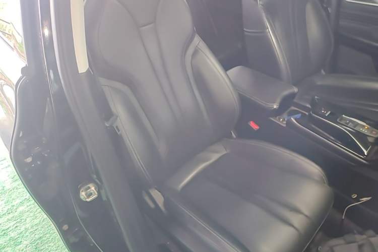 Used Dongfeng Aeolus Mage 2023 DH-i 1.5T Luxury Edition Right Front Seat