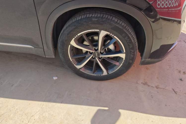 Used Dongfeng Aeolus Mage 2023 DH-i 1.5T Luxury Edition Right Front Wheel Hub