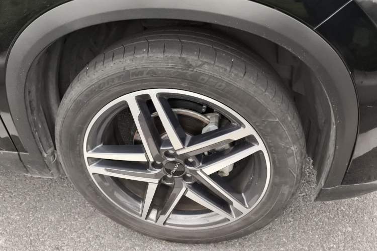 Used Dongfeng Aeolus Mage 2023 DH-i 1.5T Prestige Edition Right Front Wheel Hub