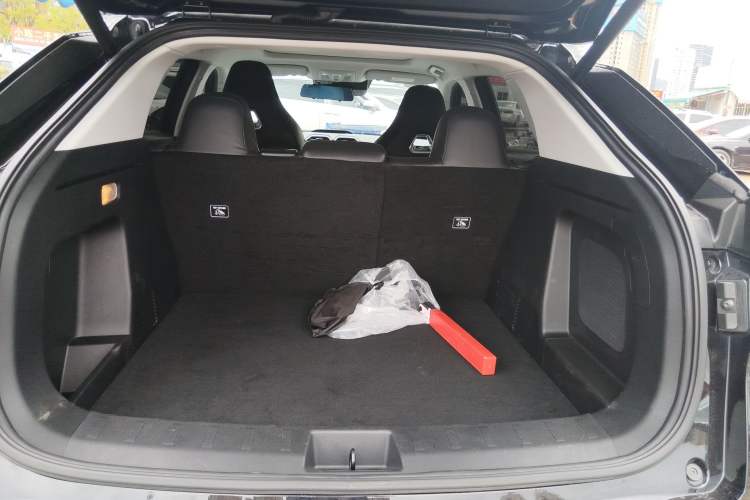 Used Dongfeng Aeolus Mage 2023 1.5T Prestige Edition Trunk