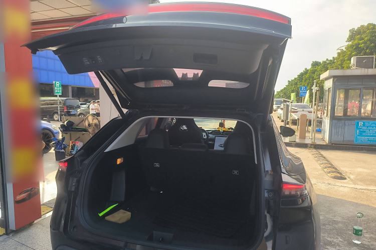 Used Dongfeng Aeolus Mage 2023 DH-i 1.5T Prestige Edition Trunk