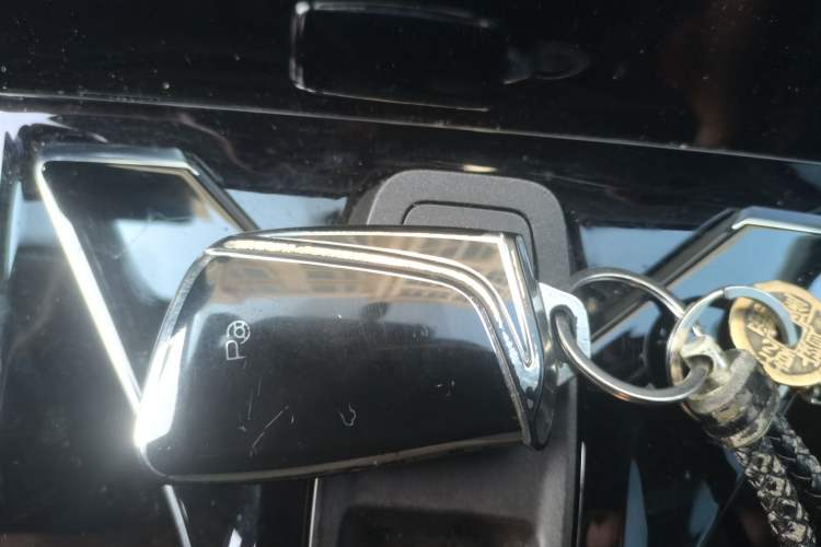 Used Dongfeng Aeolus Mage 2023 DH-i 1.5T Luxury Edition Vehicle Key